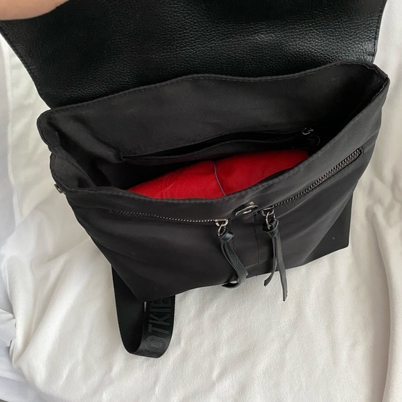 Small backpack - Picture 6 of 6